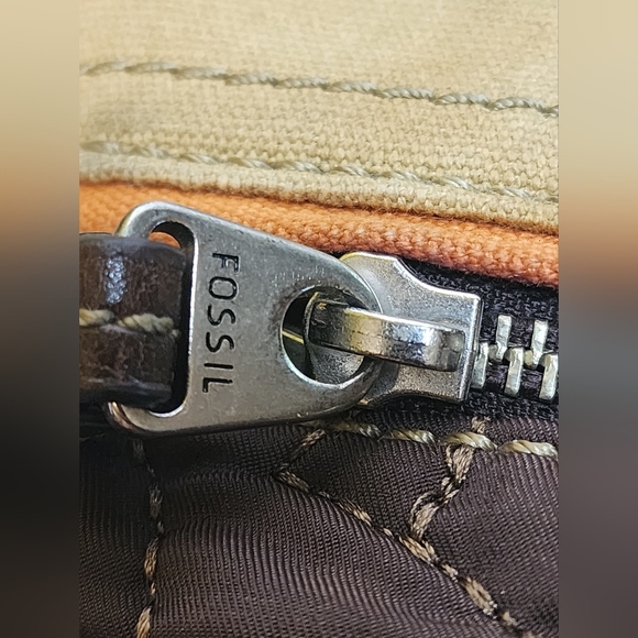 FOSSIL Key-Per Brown, Orange, Teal quilted organizer crossbody bag purse A6 - Picture 5 of 12